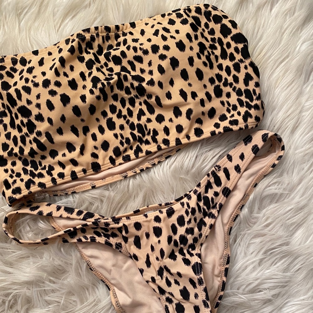 Leopard bikini